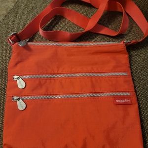 NWOT Bagallini cross body bag in bright coral